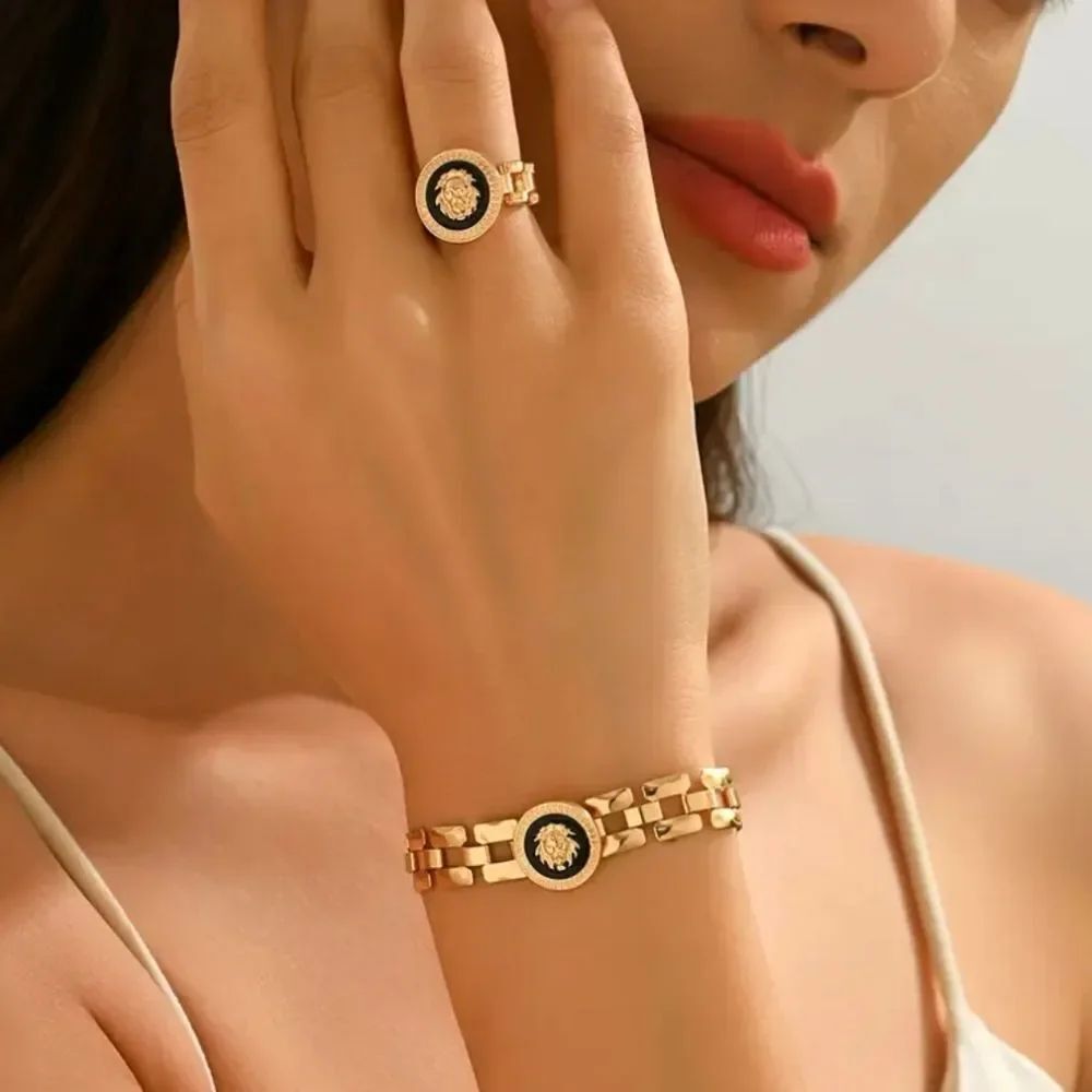 Designer Inspired Lion Ringโ& Bracelet Set